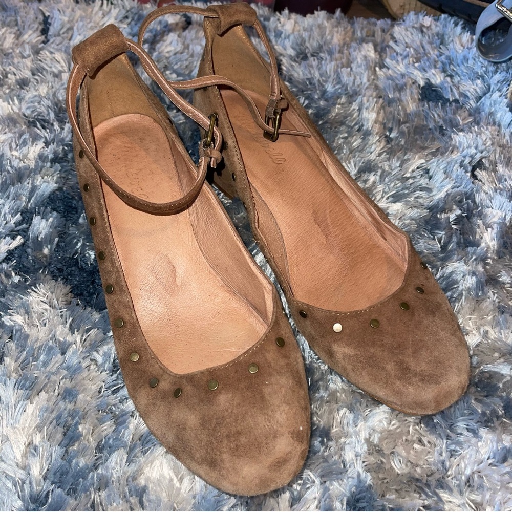 Madewell brown suede leather Mary janes ankle strap bronze gold studded detail
